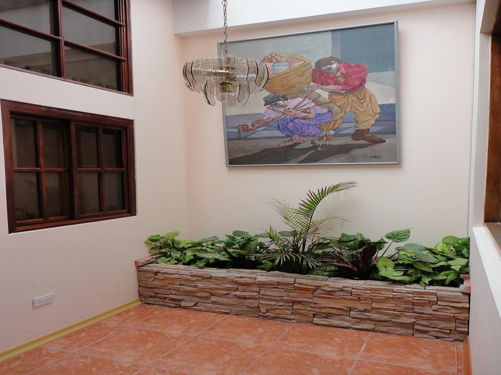 Hotel Rincon Escandinavo Quito Extérieur photo