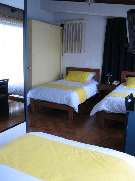 Hotel Rincon Escandinavo Quito Chambre photo