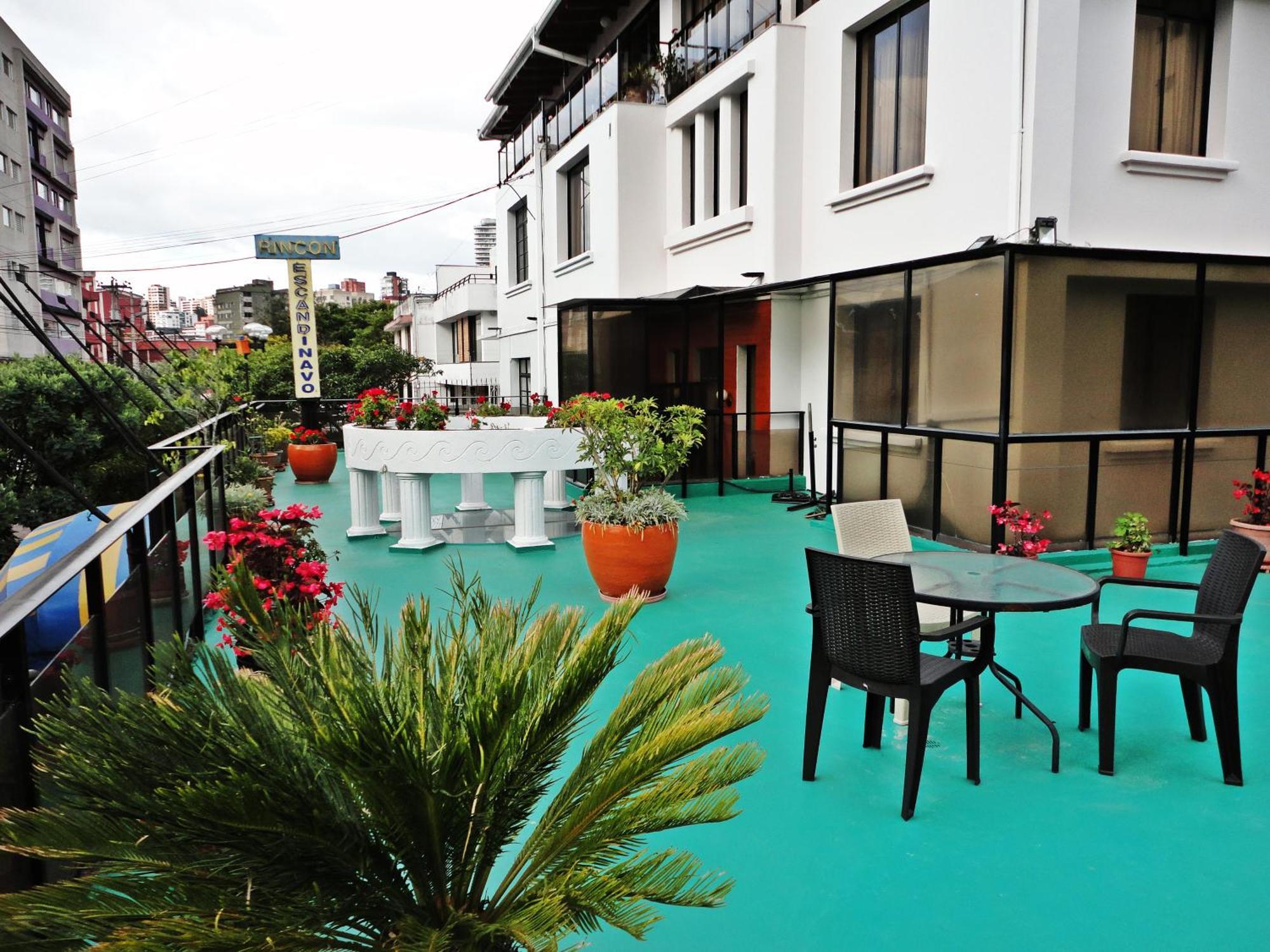 Hotel Rincon Escandinavo Quito Extérieur photo